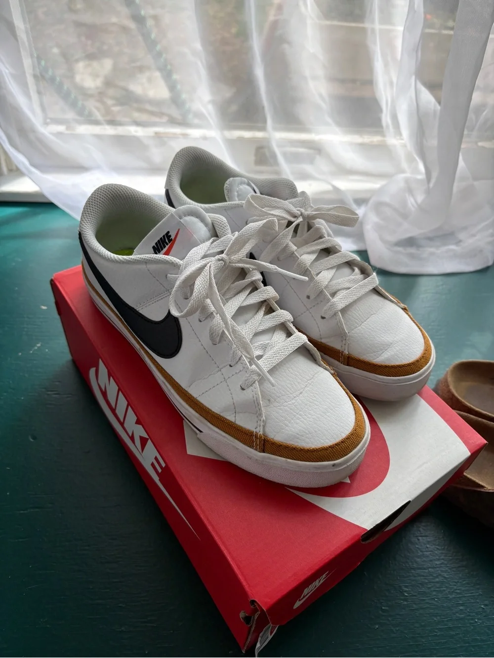 Women’s Nike Court Legacy